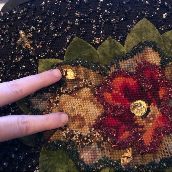 Vintage 1950s Soure Bag Embroidered with Beading and Applique - Picture 3 of 8